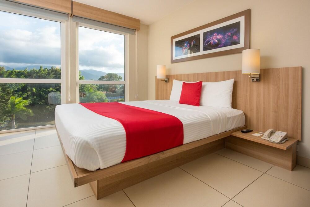 Express San Jose Aeropuerto 4* Heredia