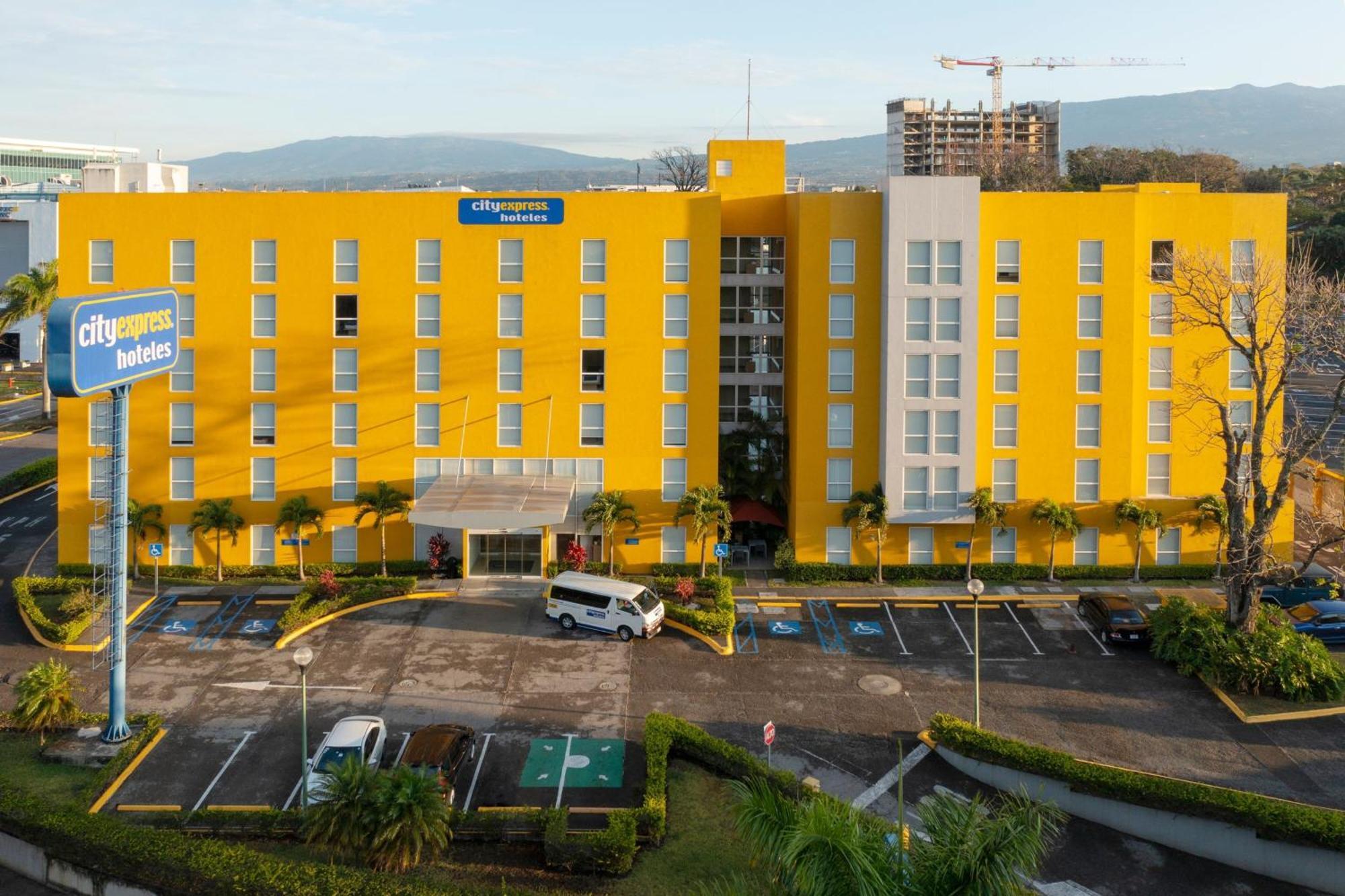 Express By Marriott San Jose Costa Rica Hotel Heredia