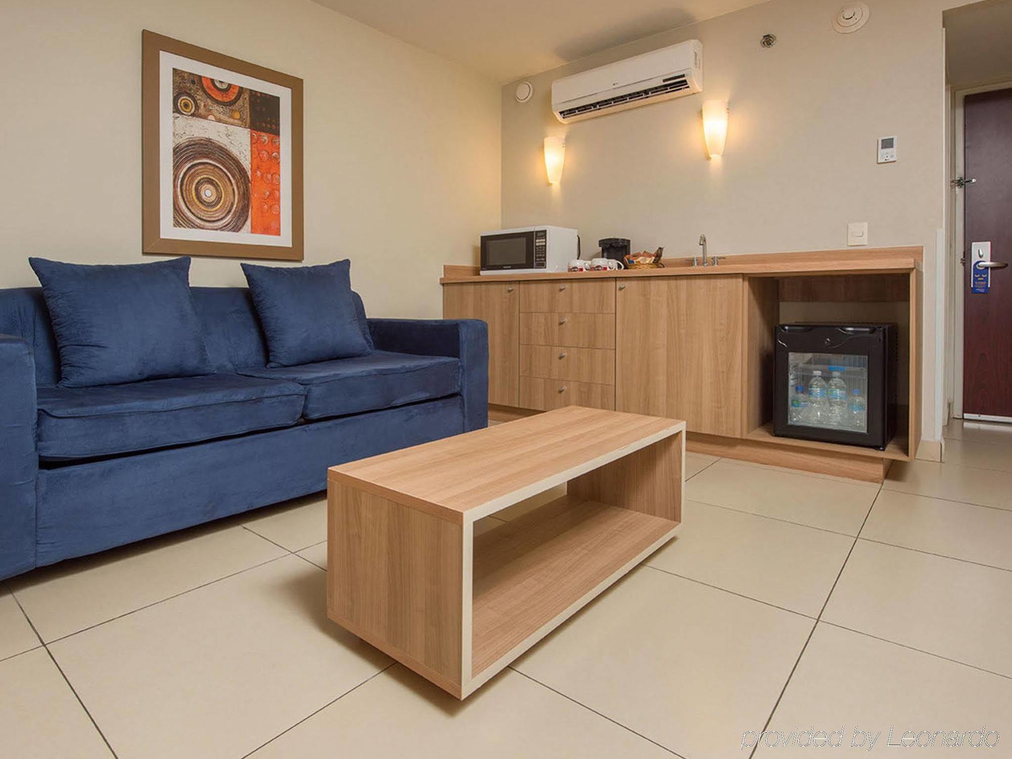 Hotel Express San Jose Aeropuerto 4*